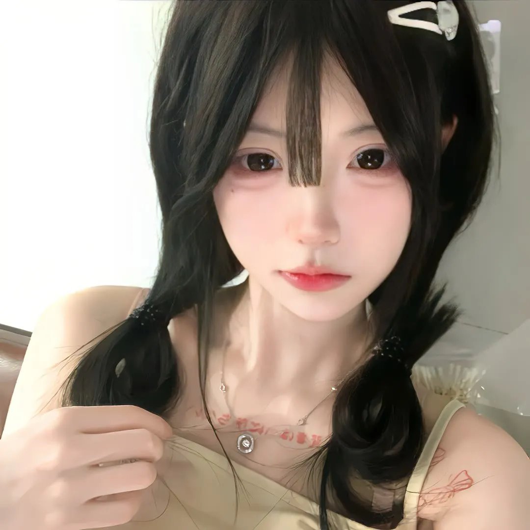 彩凤云裳